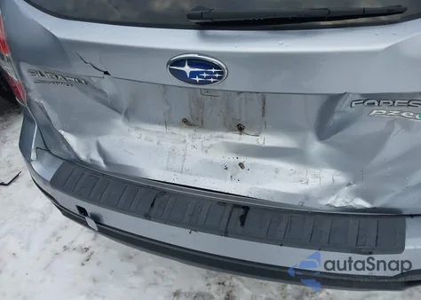 2016 Subaru Forester 2.5I Premium z USA, uszkodzony, nr VIN JF2SJADC1GG515379